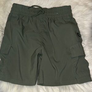 Abercrombie and fitch boys Olive Cargo Shorts lightweight summer like new
